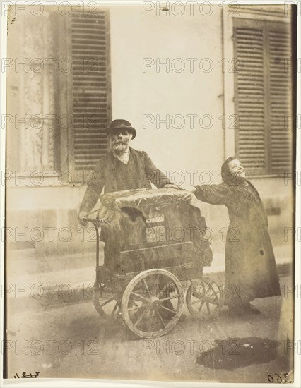 Joueur d'orgue (Organ Player), 1898/99. Creator: Eugene Atget.