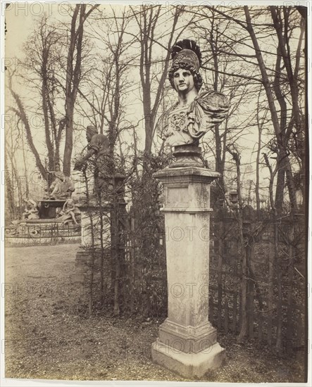 Versailles, Bosquet de l' Arc de Triomphe, 1903. Creator: Eugene Atget.