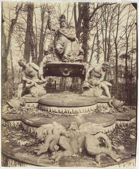 Versailles, Bosquet de l'Arc de Triomphe, 1904. Creator: Eugene Atget.