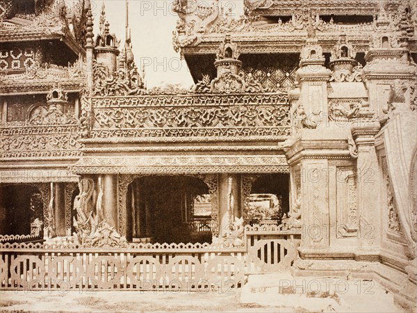 No. 92. Amerapoora. Another part of the Balcony of Kyoung No. 86 [Maha-too-lo-Bounghian..., 1855. Creator: Captain Linnaeus Tripe.