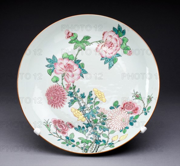 Dish, China, c. 1725, Qing Dynasty (1644-1911), Yongzhen period (1723-1735). Creator: Unknown.