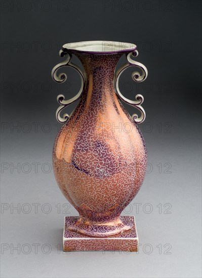 Vase, Staffordshire, c. 1810. Creator: Staffordshire Potteries.