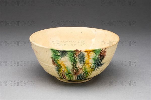 Bowl, Staffordshire, 1760/69. Creator: Staffordshire Potteries.