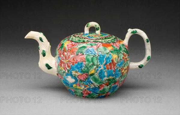 Teapot, Staffordshire, c. 1760. Creator: Staffordshire Potteries.