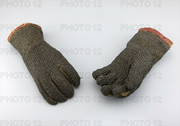 Pair of Dueling Gauntlets, Europe, late 16th century/17th century. Creator: Unknown.