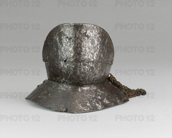 Bevor ("Falling Buff"), Spain, c. 1500. Creator: Unknown.