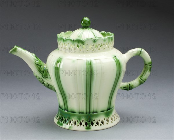 Teapot, Staffordshire, c. 1780. Creator: Staffordshire Potteries.