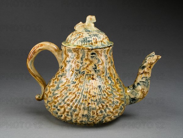 Teapot, Staffordshire, 1750/59. Creator: Staffordshire Potteries.