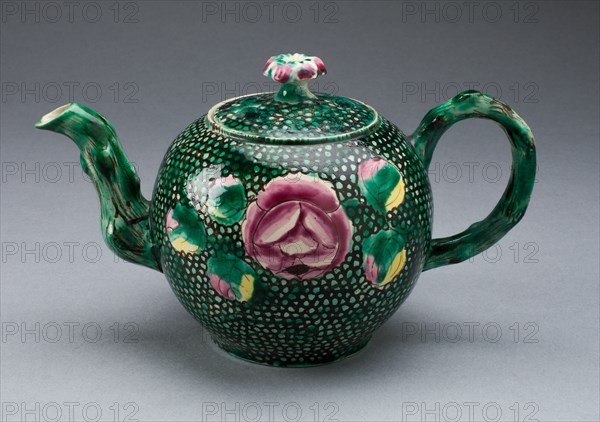 Teapot, Staffordshire, c. 1760. Creator: Staffordshire Potteries.