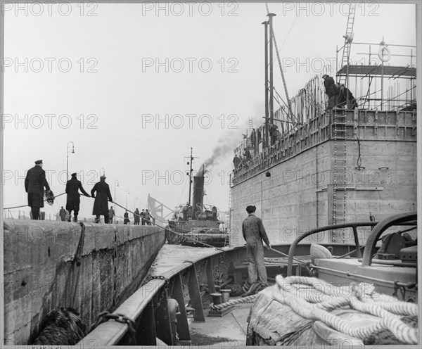 Tilbury Docks, Chadwell St Mary, Thurrock, Essex, 03/1952. Creator: John Laing plc.