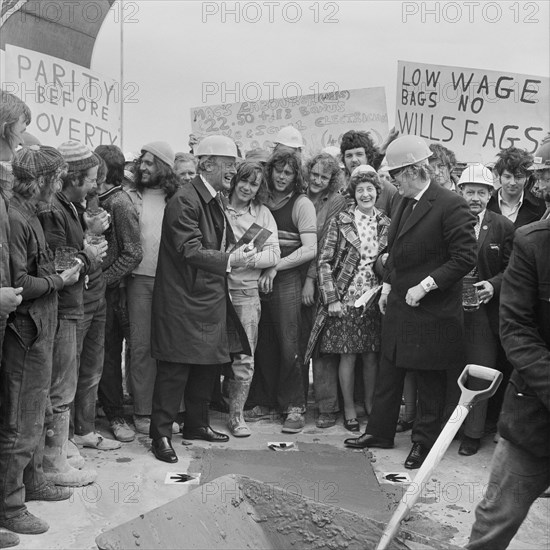 WD And HO Wills, Whitchurch Lane, City of Bristol, 17/05/1973. Creator: John Laing plc.