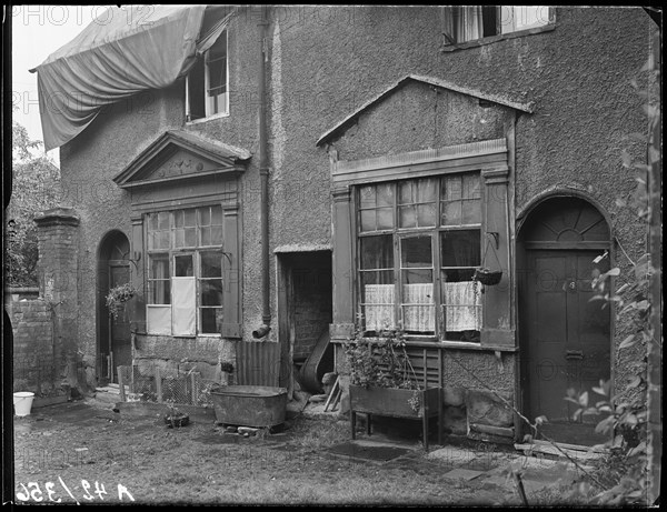 Court 20, Little Park Street, Coventry, 1941. Creator: George Bernard Mason.