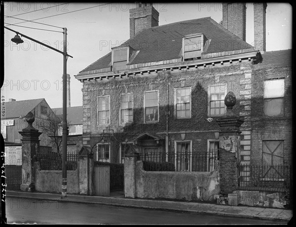 Bilston Street, Wolverhampton, Spring 1942. Creator: George Bernard Mason.