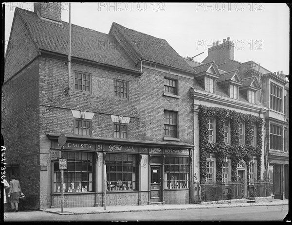 High Street, Sutton Coldfield, Birmingham, Spring 1942. Creator: George Bernard Mason.