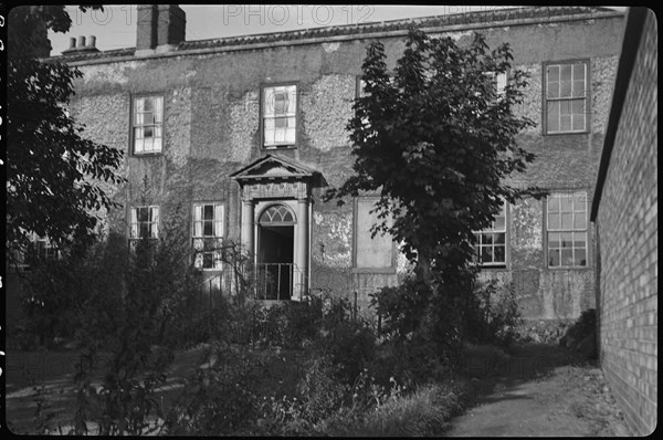 Clarence Hotel, Lead Yard, Darlington, 1942. Creator: George Bernard Wood.