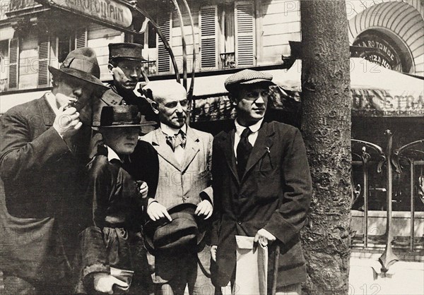 Jean Cocteau, Manuel Ortiz de Zárate, Henri-Pierre Roché, Marie Vassilieff, Max..., 1916. Creator: Anonymous.