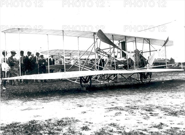 Wright Flyer test flights at Fort Myer, Virginia, USA, September 3, 1908. Creator: Unknown.