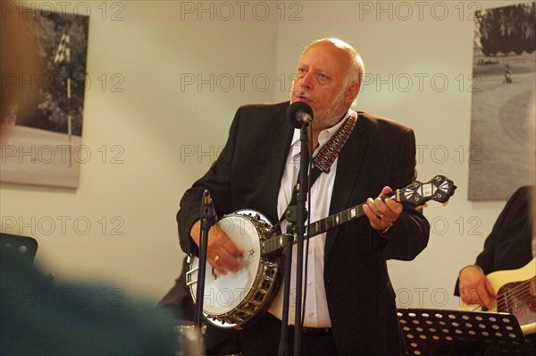 Pete Allen, The Pete Allen Band, Deanwood Park Golf Club, Newbury, Berks, 10th Oct. 2021. Creator: Brian O'Connor.