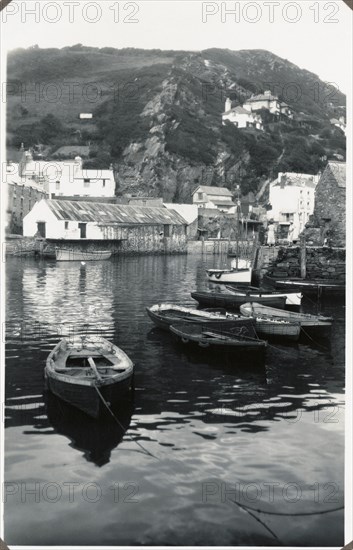 Polperro Harbour, Polperro, Lansallos, Cornwall, 1919-1936. Creator: Unknown.