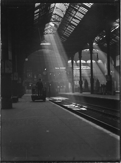 Liverpool Street Station, Liverpool Street, City of London, Greater London Authority, c1932. Creator: Charles William  Prickett.