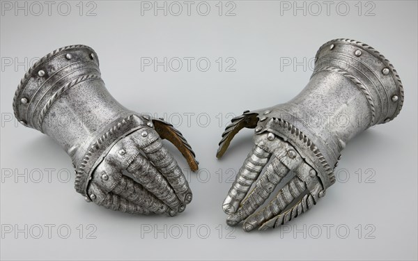 Pair of Fingered Gauntlets, Flanders, c. 1520. Creator: Unknown.