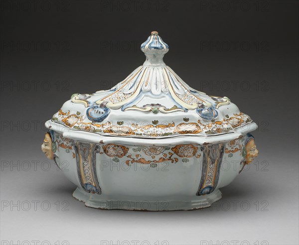 Tureen, Moustiers-Sainte Marie, 18th century. Creator: Moustiers Manufactories.