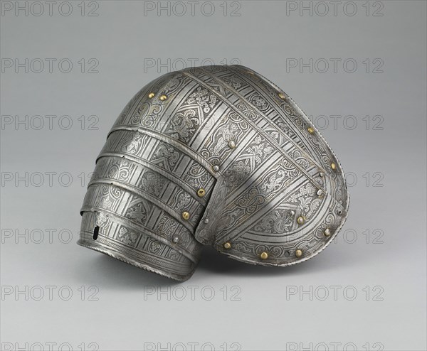 Right Pauldron, Italy, 1580. Creator: Unknown.