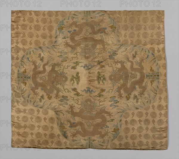 Uncut Yardage (Dress Fabric), China, Kangxi period, Qing dynasty (1644-1911), 1700/25. Creator: Unknown.