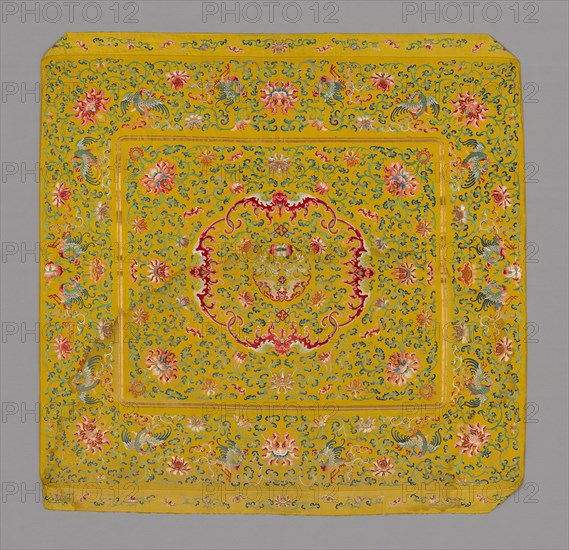 Cushion Cover, China, Qing dynasty (1644-1911), 1800/50. Creator: Unknown.