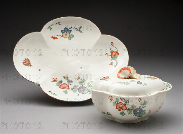 Covered Bowl and Stand, Chantilly, c. 1735.
