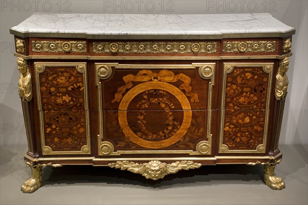 Commode, France, 1770/80.