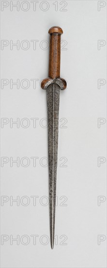 Ballock Dagger, Scotland, early 17th century.