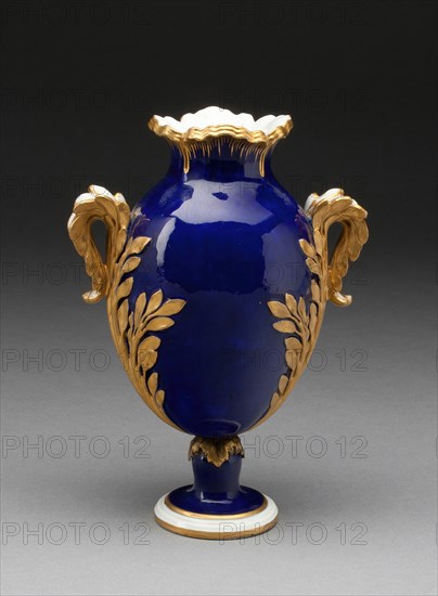 Vase, Sèvres, c. 1770.