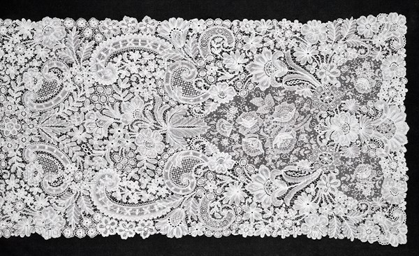 Shawl, Belgium, 1875/1900.