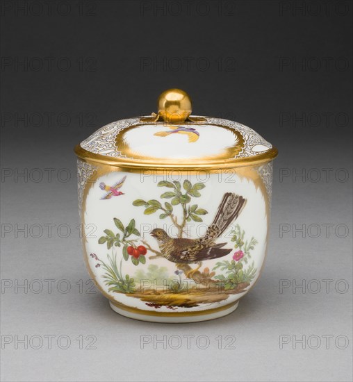 Sugar Bowl, Sèvres, 1781.