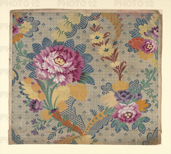 Mise-en-carte (Point-paper), France, 1785. Preparatory technical drawing for a patterned silk, instructions for the weaver. Designed by Germain Frères.