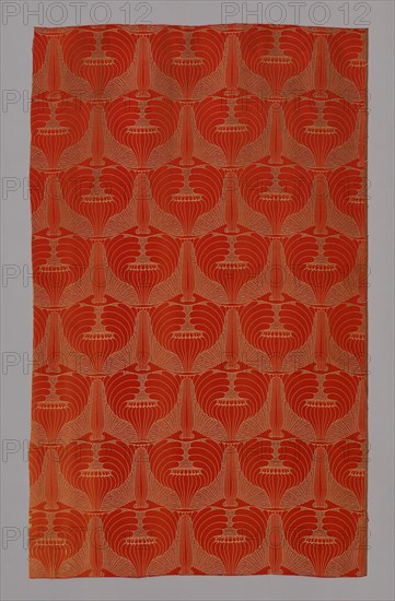 Mohnköpfe (Poppyheads) (Dress or Furnishing Fabric), Vienna, 1900. Designed by Koloman Moser, produced by Johan Backhausen und Söhne.