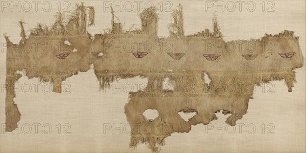 Fragment, Egypt, Ayyubid period (1171-1250)/Mamluk period (1250-1517), 13th/14th century.