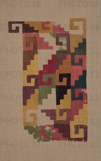 Panel Fragment, Peru, 200/500.