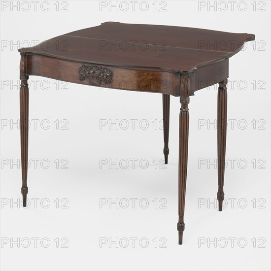 Card Table, 1800/11. Attributed to William Hook, carving attributed to Samuel McIntire.