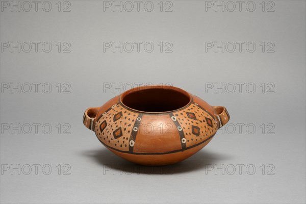 Handled Bowl with Panels of Geometric Motifs, c. A.D. 500/700.