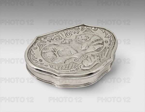 Snuff Box, 1752. Stylised foliage decoration with landscape scene.