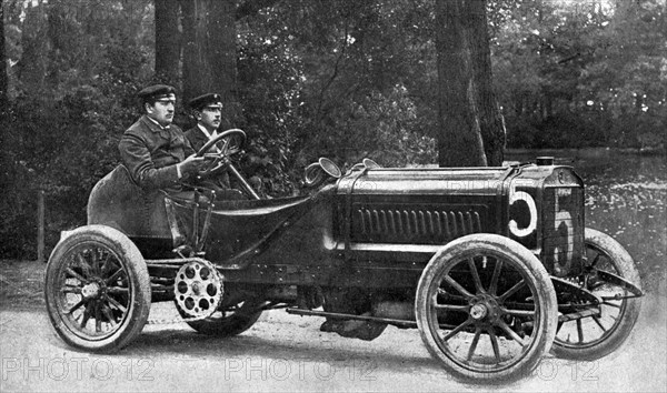 Richard Brasier of French racing driver Leon Thery, winner of the 1904 Gordon Bennett Cup. Creator: Unknown.