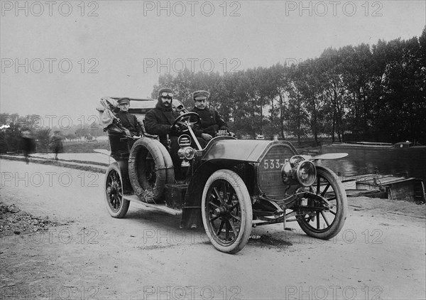 1905 Aries 30hp. Creator: Unknown.