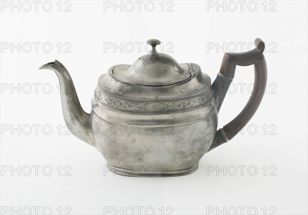 Teapot, Birmingham, c. 1820. Creator: Birch and Villers (John Birch and William Villers).