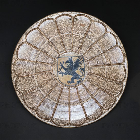 Hispano-Moresque Lusterware Plate with Griffin, Valencia, 1475/1500. Creator: Unknown.