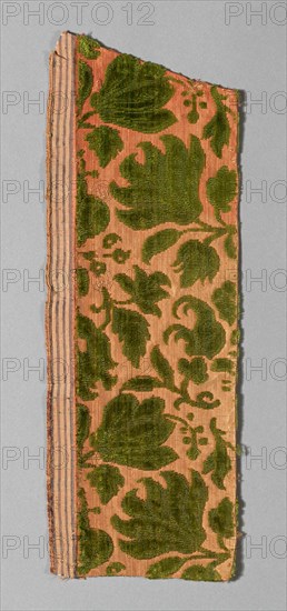 Fragment (Dress Fabric), Italy, 1600/25. Creator: Unknown.