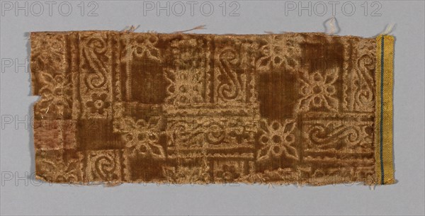 Fragment (Dress Fabric), Italy, 17th century. Creator: Unknown.