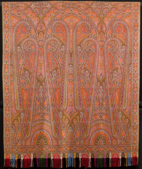 Shawl, Norwich, Late 19th century. Creator: Clabburn, Sons and Crisp.