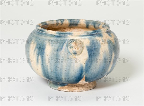 Jar, Tang dynasty (618-907), 8th century. Creator: Unknown.